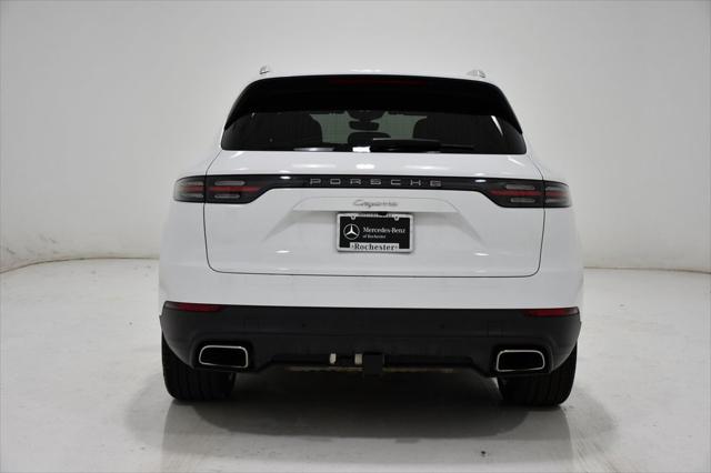 2023 Porsche Cayenne Base