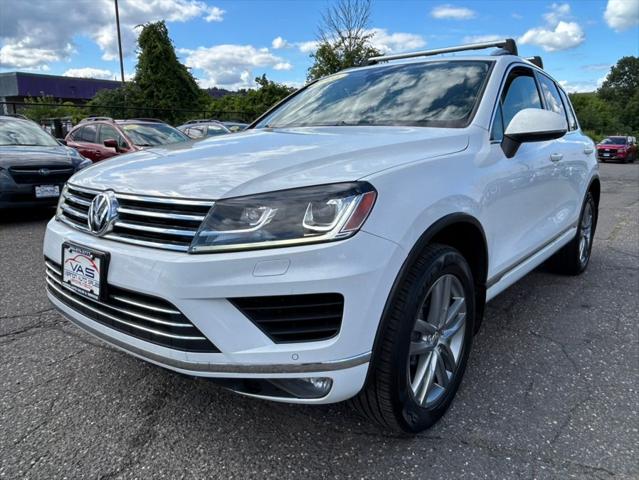 2016 Volkswagen Touareg VR6 Lux for sale in Manchester, CT