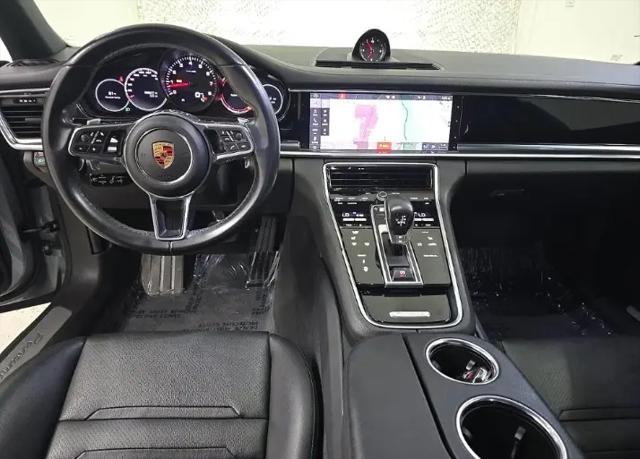 2019 Porsche Panamera 4