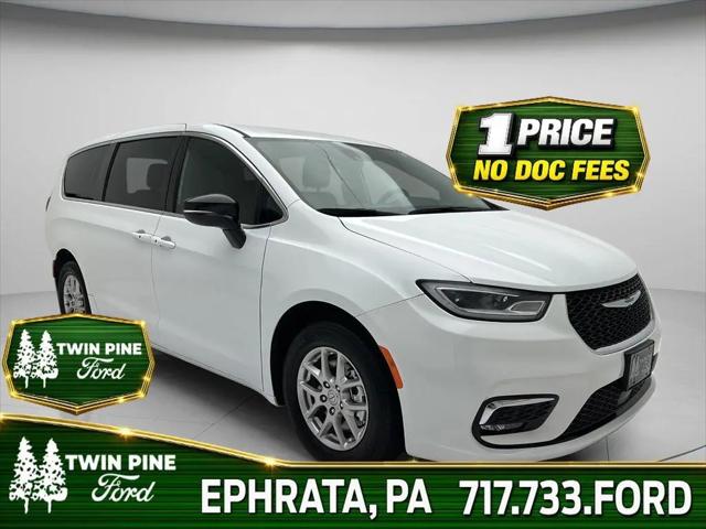 2025 Chrysler Pacifica Select for sale in Ephrata, PA