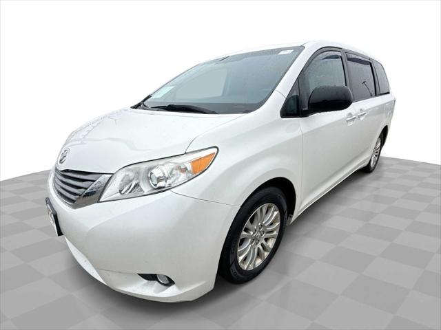 2016 Toyota Sienna XLE Premium 8 Passenger for sale in Hales Corners, WI