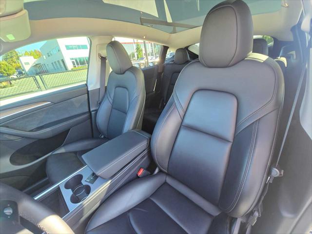 2025 Tesla Model Y Long Range Dual Motor Rear-Wheel Drive