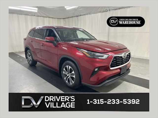 2022 Toyota Highlander XLE for sale in Cicero, NY