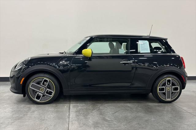 2024 MINI SE Hardtop Cooper