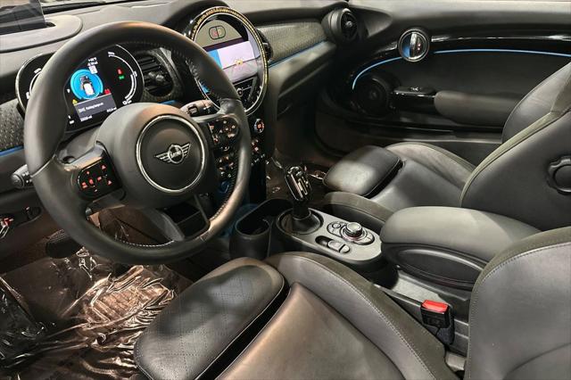 2024 MINI SE Hardtop Cooper