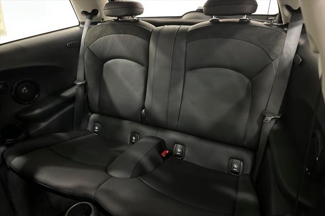 2024 MINI SE Hardtop Cooper