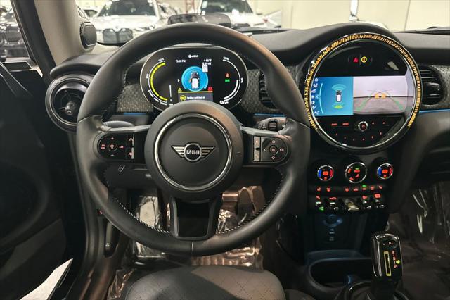 2024 MINI SE Hardtop Cooper