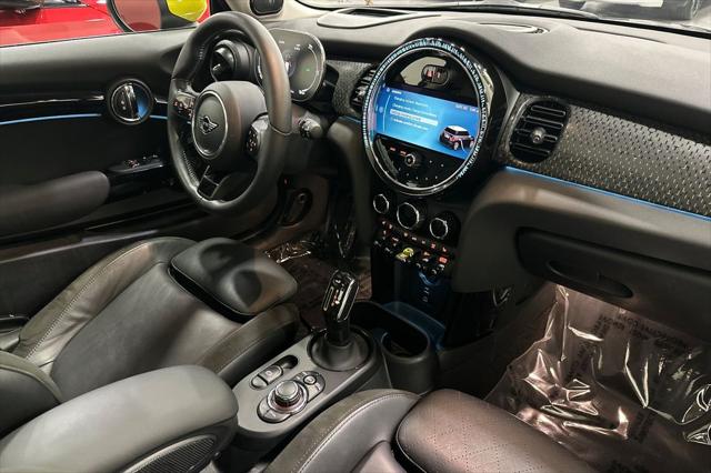2024 MINI SE Hardtop Cooper