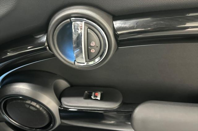 2024 MINI SE Hardtop Cooper