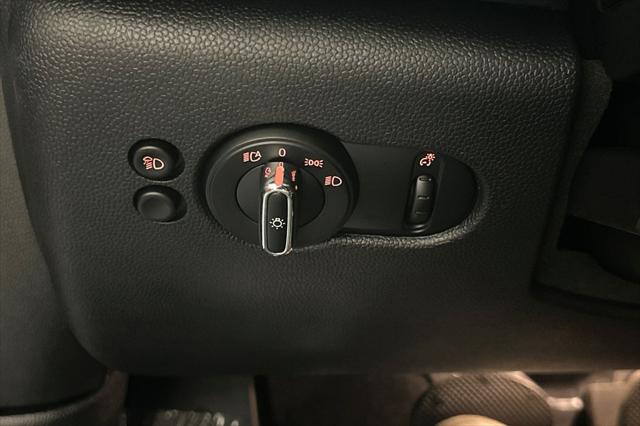 2024 MINI SE Hardtop Cooper