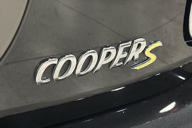 2024 MINI SE Hardtop Cooper