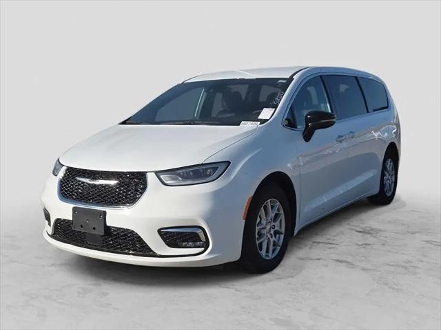 2025 Chrysler Pacifica Select for sale in Odessa, TX