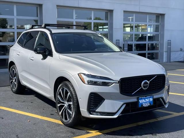 2024 Volvo XC60 B5 Plus Dark Theme for sale in Green Bay, WI