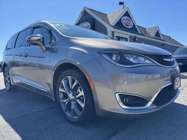 2017 Chrysler Pacifica Limited for sale in Barnstable, MA