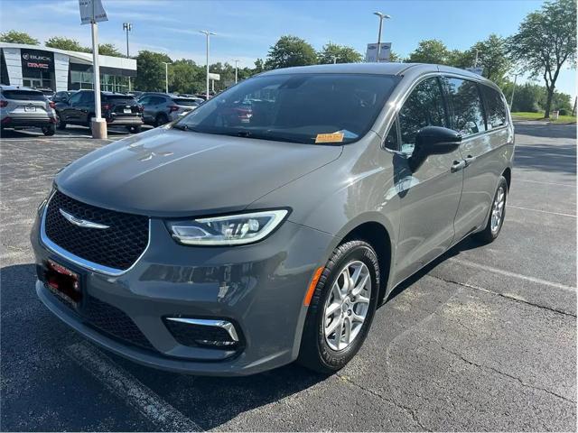 2025 Chrysler Pacifica Select for sale in ROCKFORD, IL
