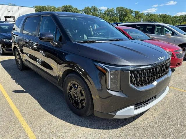2025 Kia Carnival MPV LXS for sale in Grand Rapids, MI