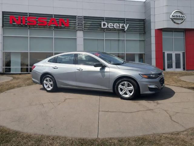2024 Chevrolet Malibu FWD 1FL for sale in Dubuque, IA