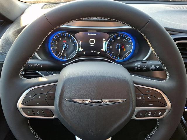 2026 Chrysler Pacifica Select AWD