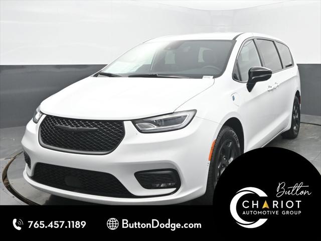 2024 Chrysler Pacifica Hybrid S Appearance Pkg for sale in Kokomo, IN