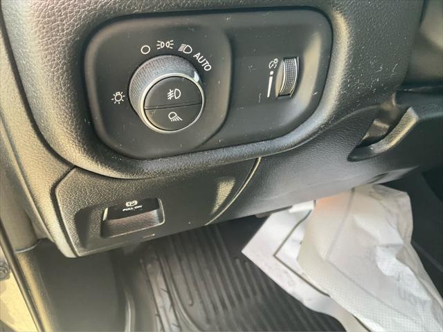 2024 Ram 1500 Big Horn Crew Cab 4x4 57 Box