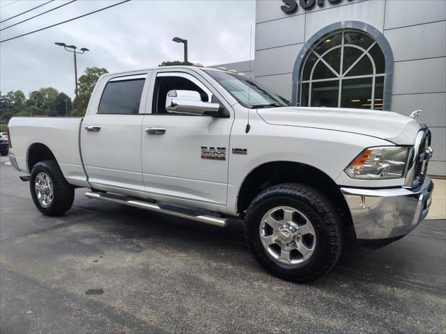2017 RAM 2500 Tradesman Crew Cab 4x4 64 Box 2017 RAM 2500 Tradesman Crew Cab 4x4 64 Box