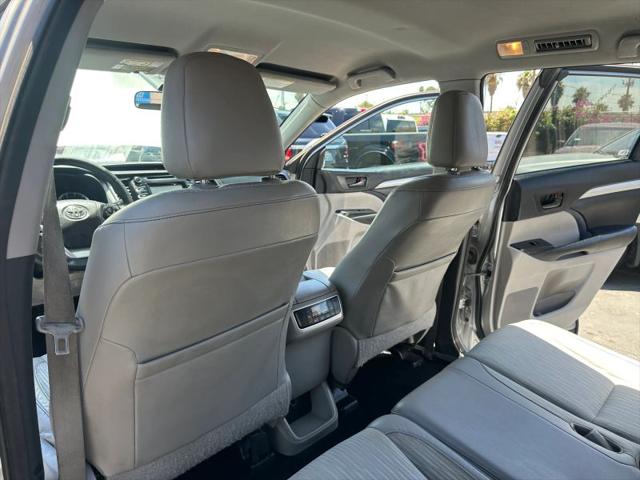 2014 Toyota Highlander LE Plus V6