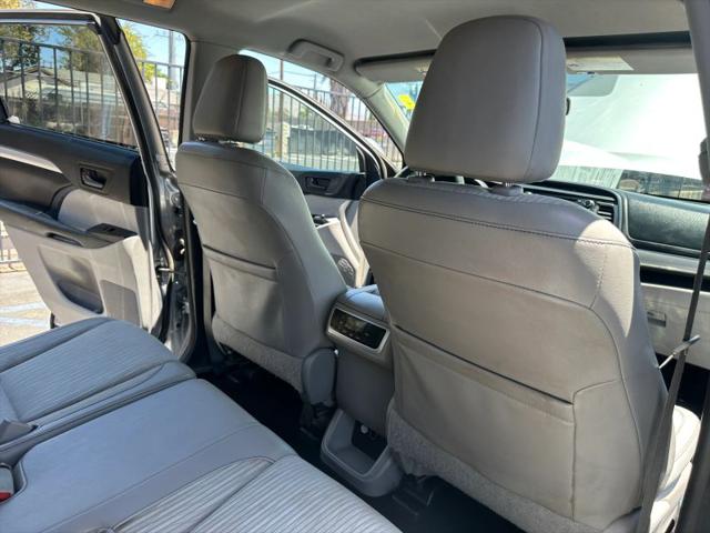 2014 Toyota Highlander LE Plus V6