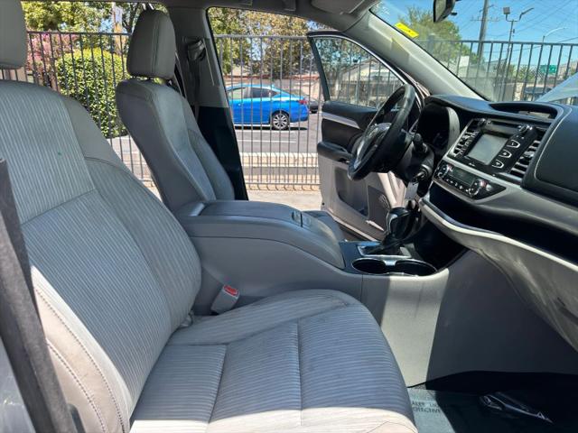 2014 Toyota Highlander LE Plus V6