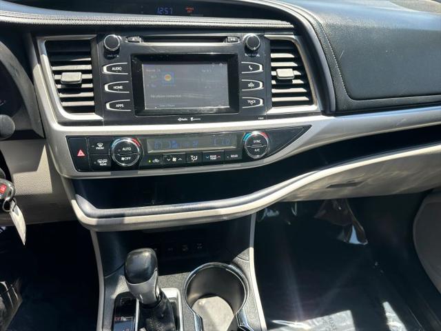 2014 Toyota Highlander LE Plus V6