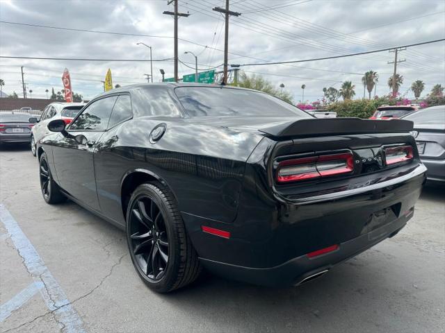 2016 Dodge Challenger SXT
