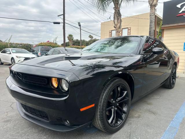 2016 Dodge Challenger SXT