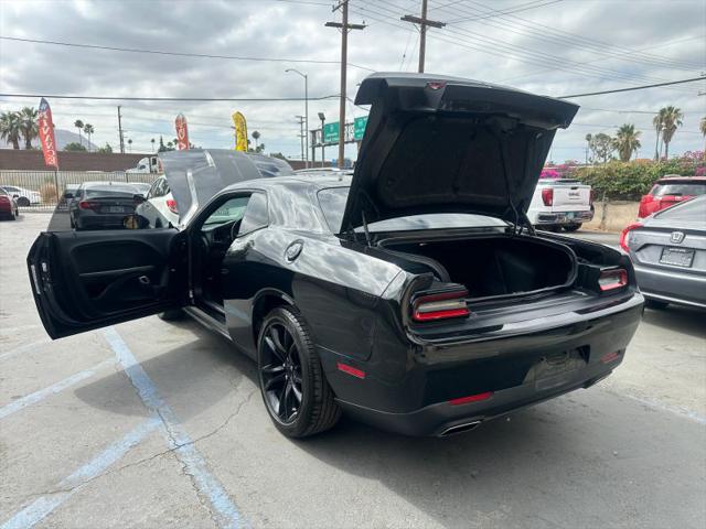 2016 Dodge Challenger SXT