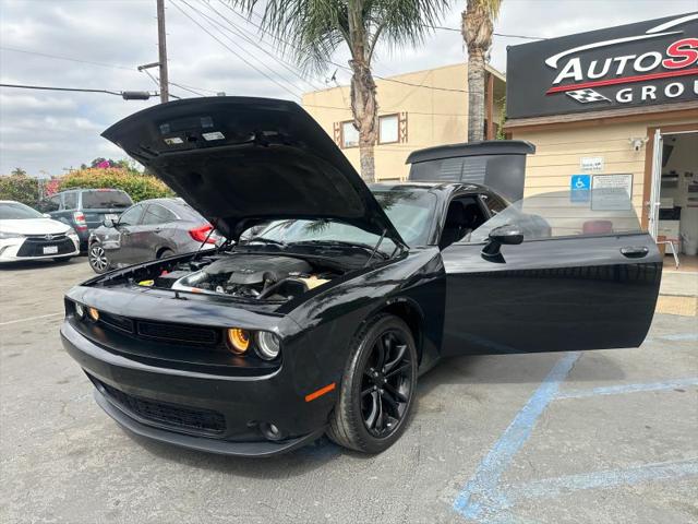 2016 Dodge Challenger SXT