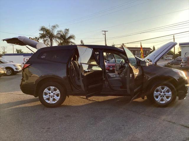 2017 Chevrolet Traverse LS