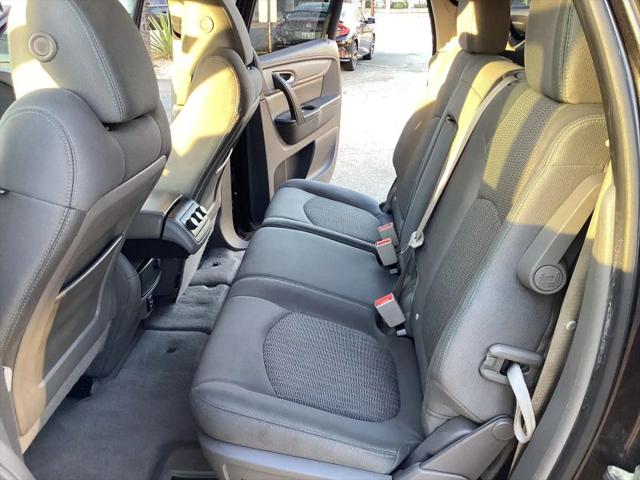 2017 Chevrolet Traverse LS
