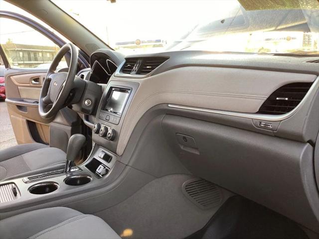 2017 Chevrolet Traverse LS