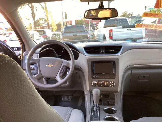 2017 Chevrolet Traverse LS