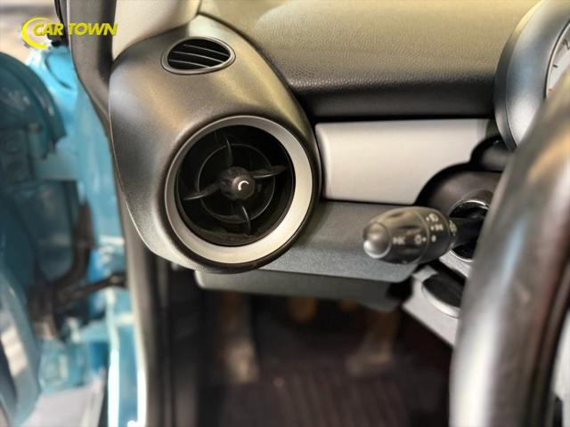 2007 MINI Cooper Base