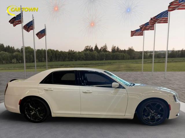 2021 Chrysler 300 300S