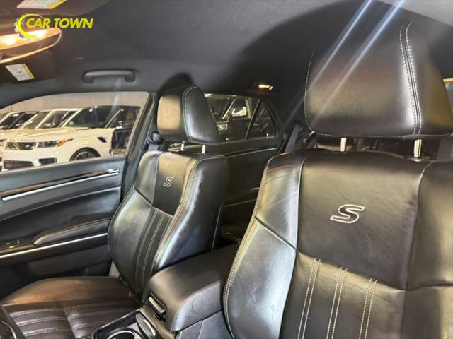 2021 Chrysler 300 300S