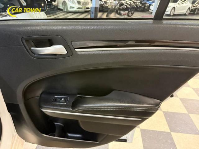 2021 Chrysler 300 300S