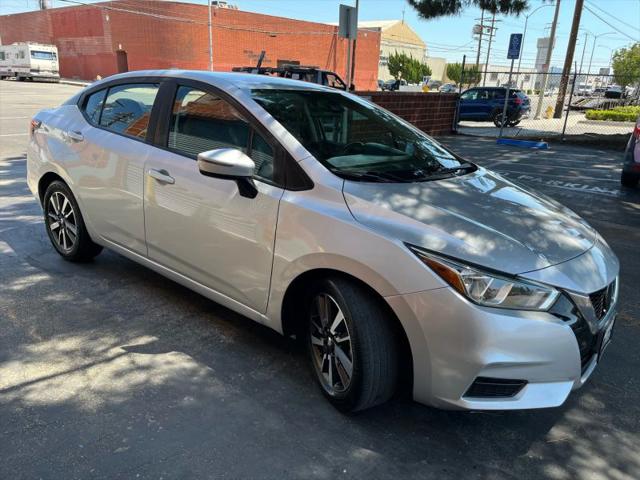 2021 Nissan Versa SV Xtronic CVT