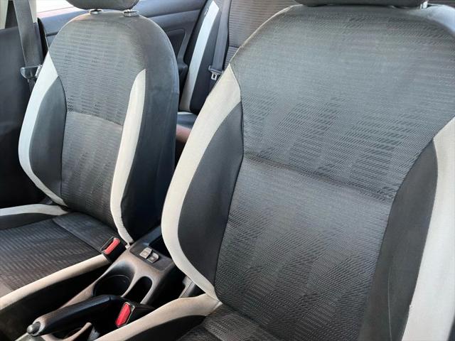 2021 Nissan Versa SV Xtronic CVT