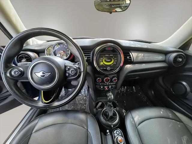2015 MINI Hardtop Cooper
