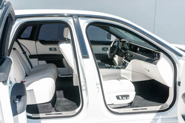 2023 Rolls-Royce Ghost Black Badge
