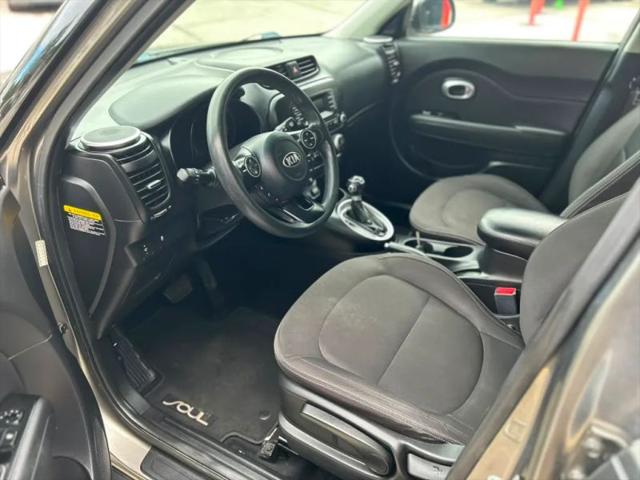 2016 Kia Soul Base