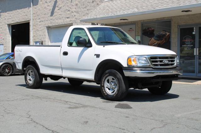 2000 Ford F-150 Base