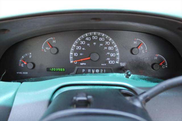 2000 Ford F-150 Base