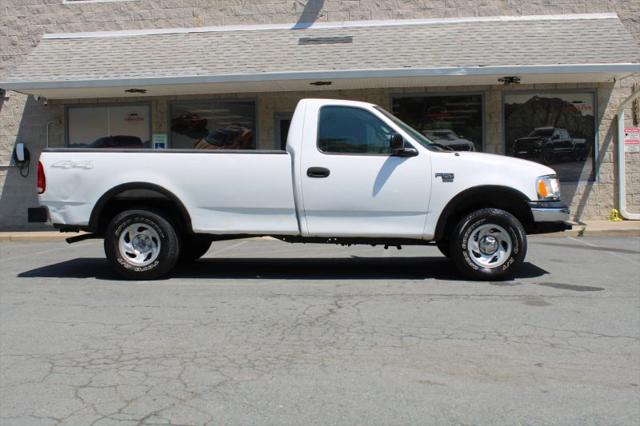 2000 Ford F-150 Base