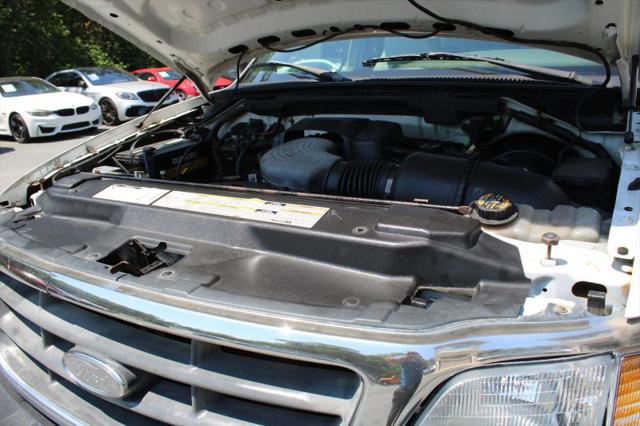 2000 Ford F-150 Base